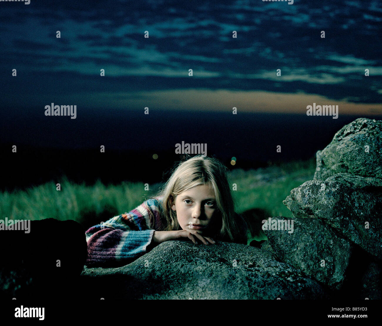 Die Farbe der Milch (International: Englischer Titel) Ikke naken (2004) Norwegen Julia Krohn Regie: Torun Lian Stockfoto