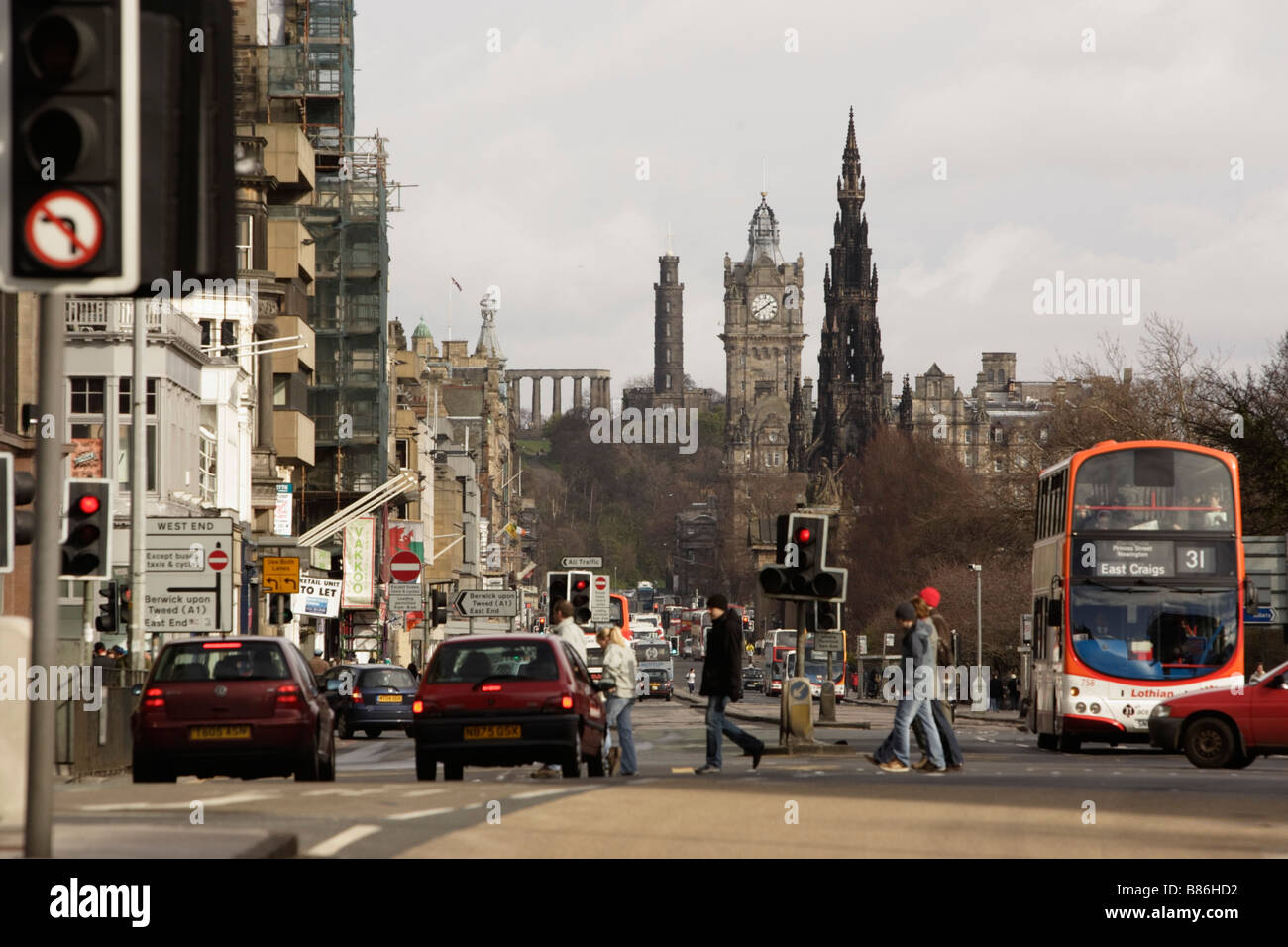 Ein beschäftigt Blick der Princes Street. Stockfoto