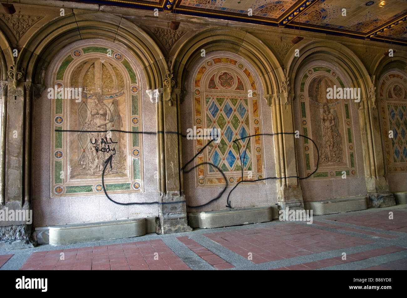 Der Central Park Bethesda Terrasse Arcade mit restaurierten Decken und Wände Stockfoto