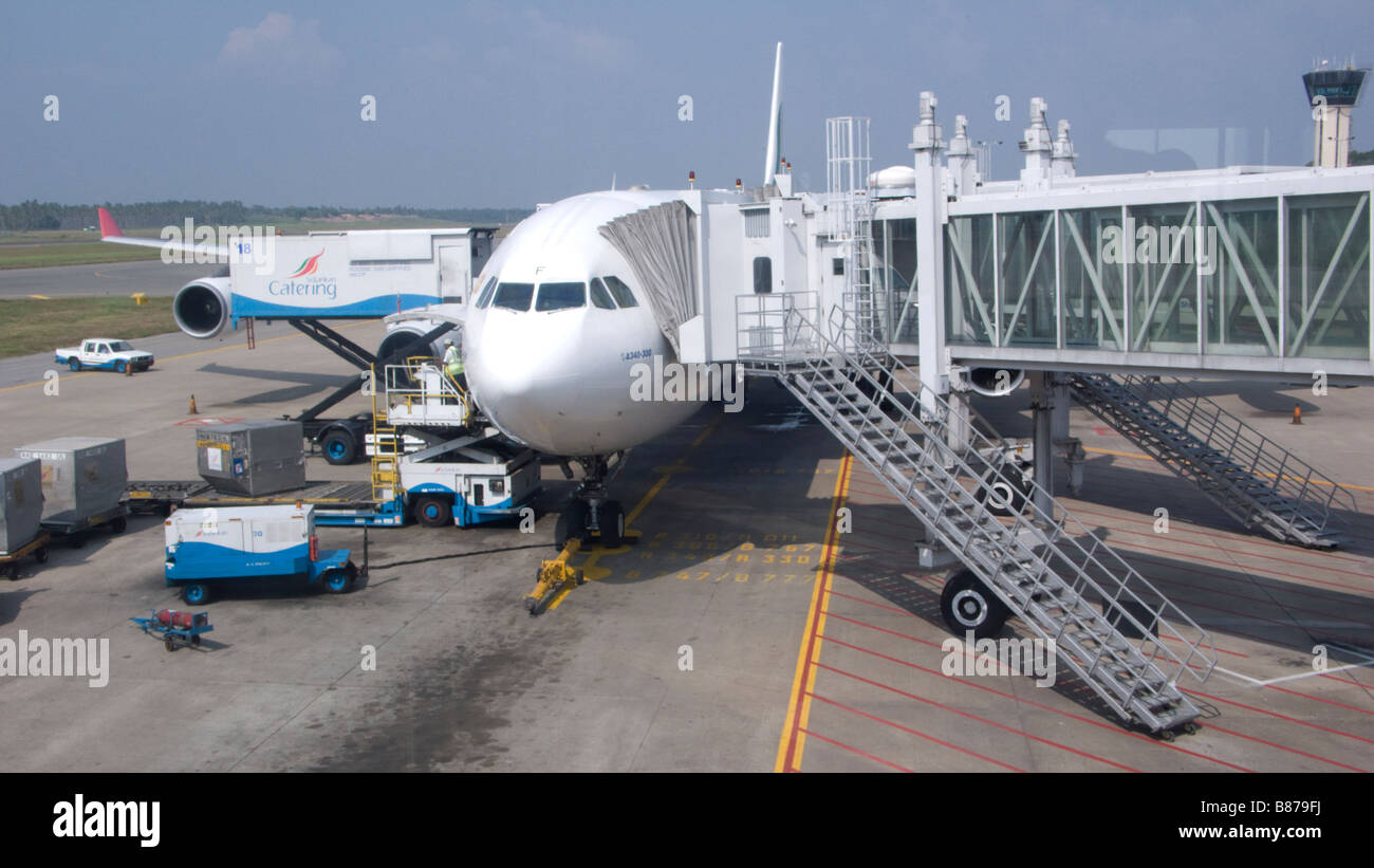 Passagier-Jet an Lade dock-Sri Lanka Stockfoto