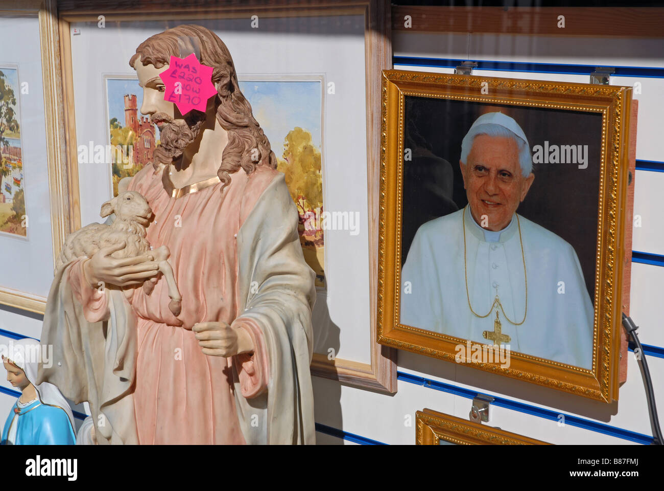 Credit Crunch Christentum, Chapel Lane Belfast. Stockfoto