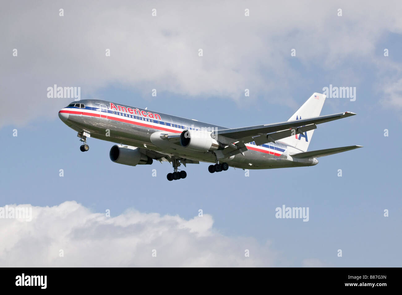 Eine Boeing 767 der American Airlines auf Finale Stockfoto