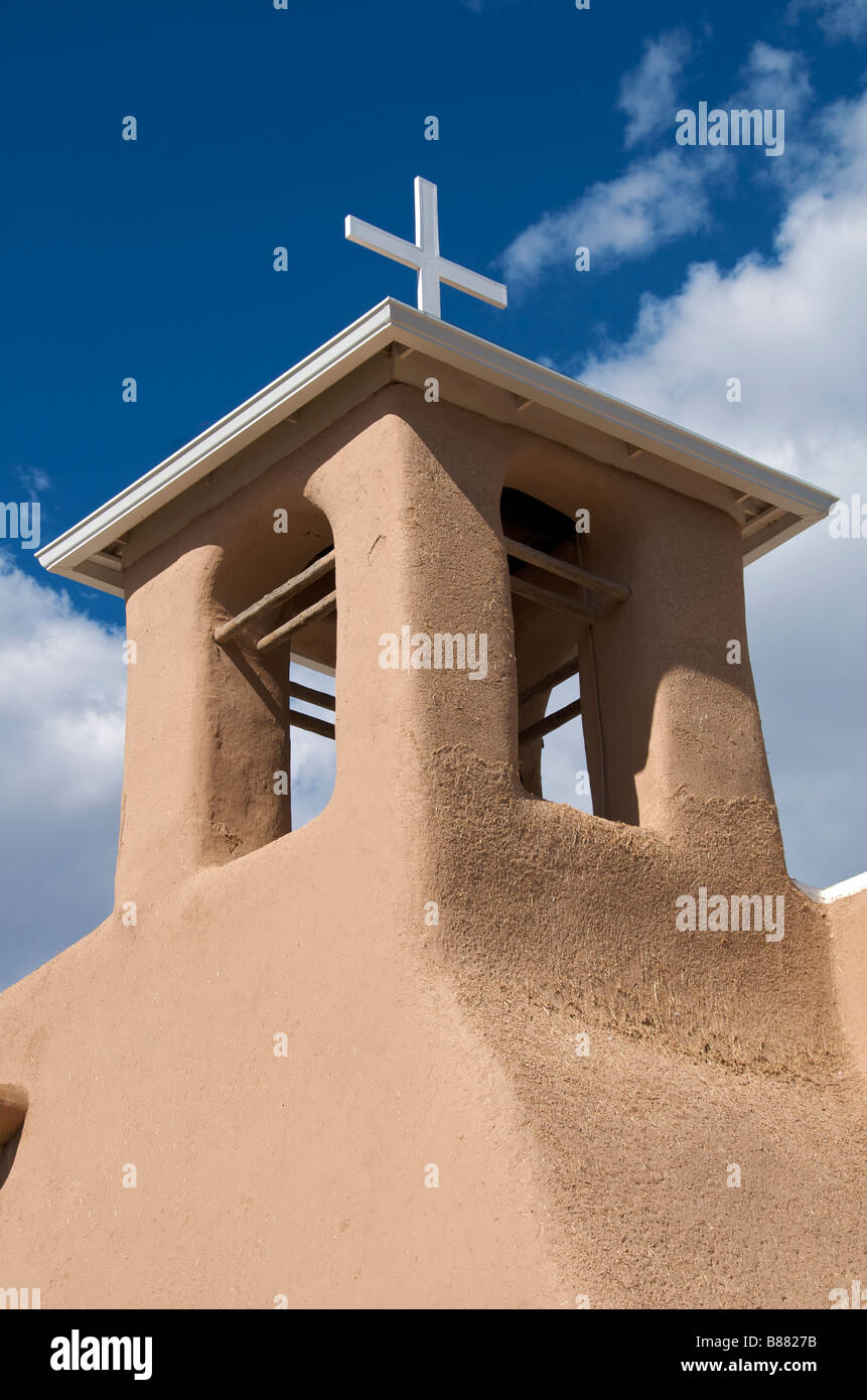 Glockenturm Kirche San Francisco de Assis Taos New Mexico USA Stockfoto