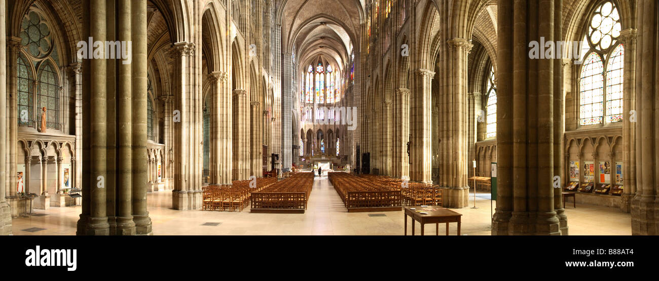 BASILIKA SAINT-DENIS Stockfoto