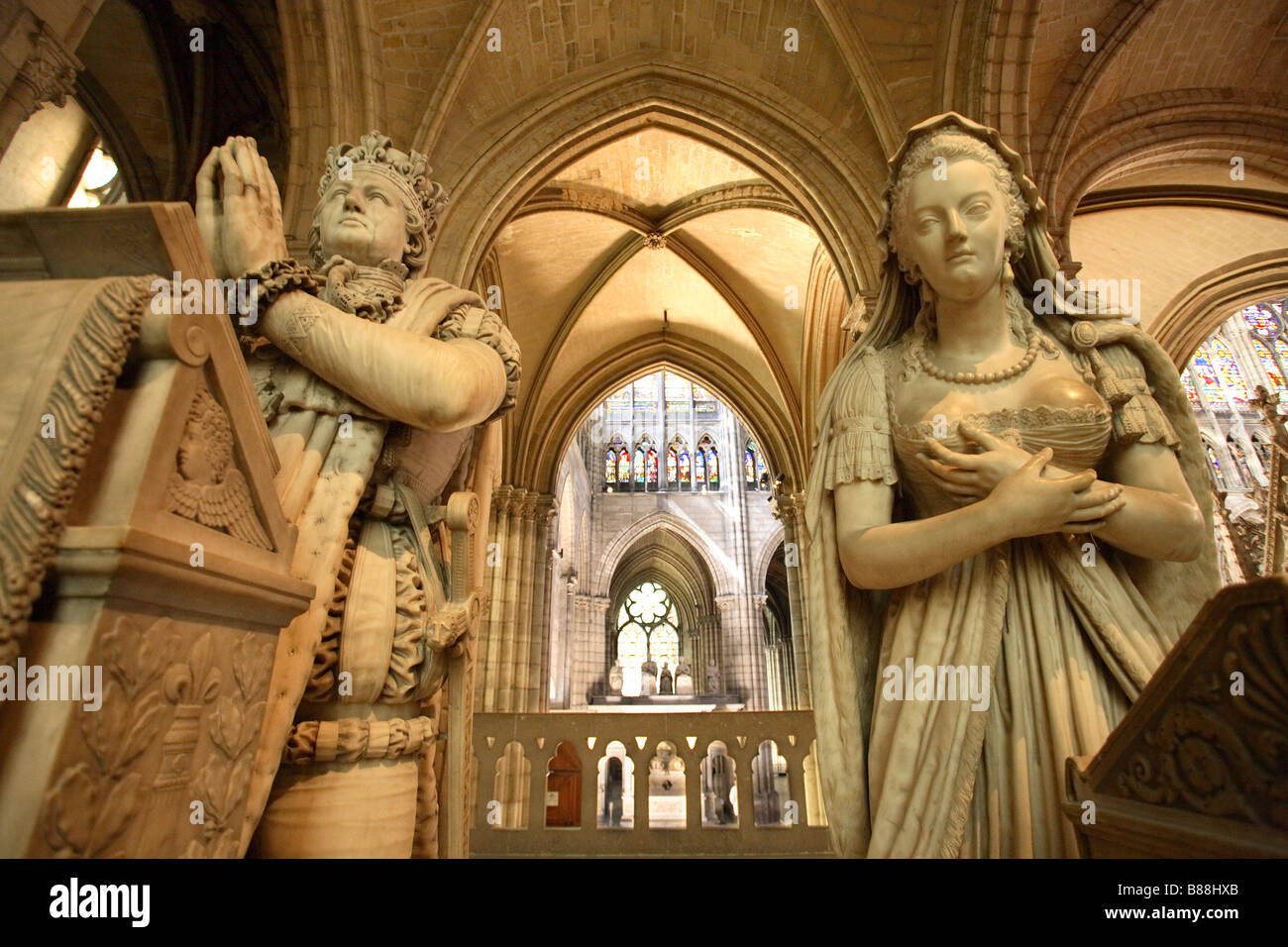 SAINT-DENIS BASILIKA GRAB VON MARIE ANTOINETTE UND LUDWIG XVI. Stockfoto