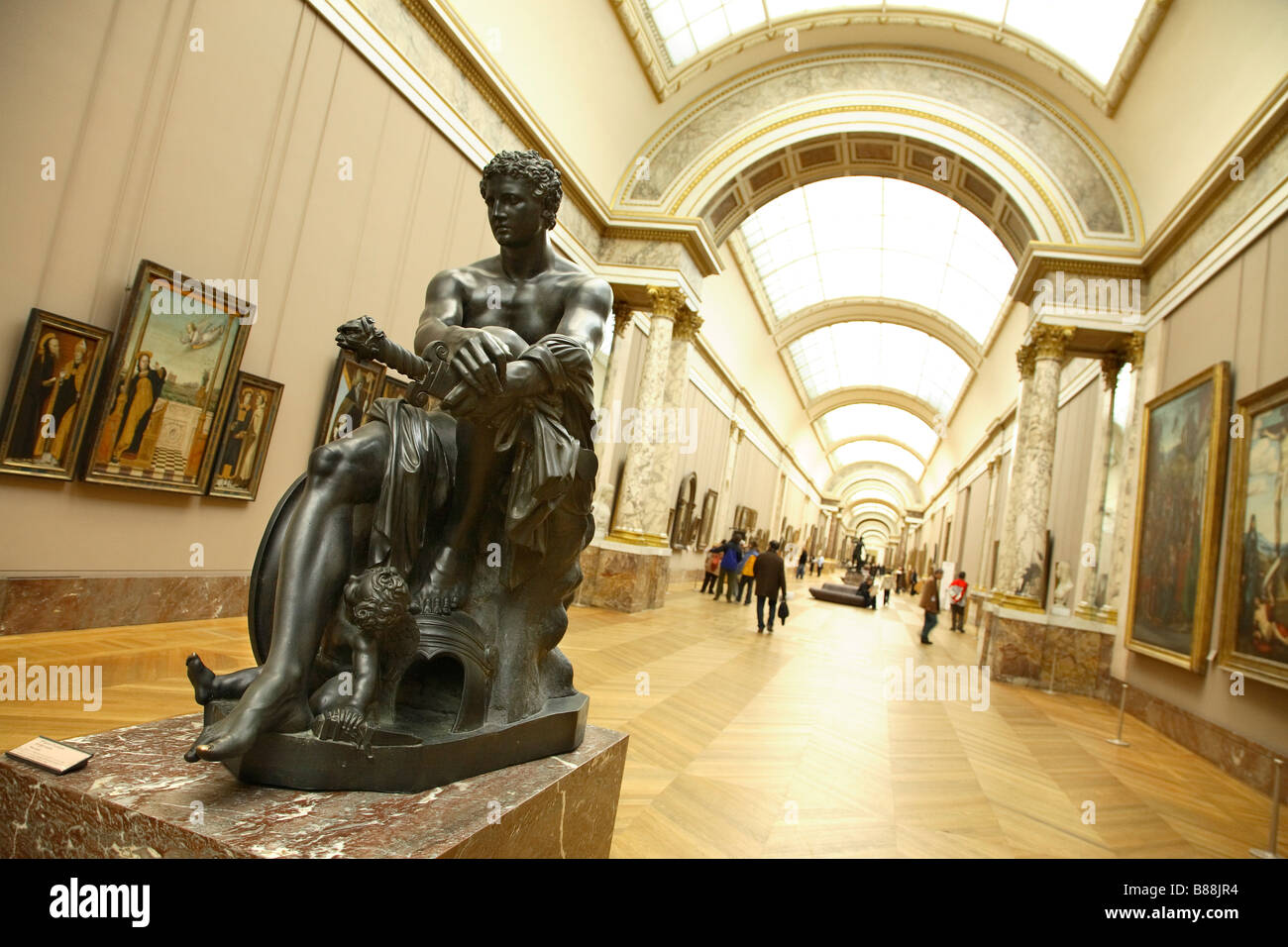 PARIS-LOUVRE-MUSEUM AILE DENON Stockfoto