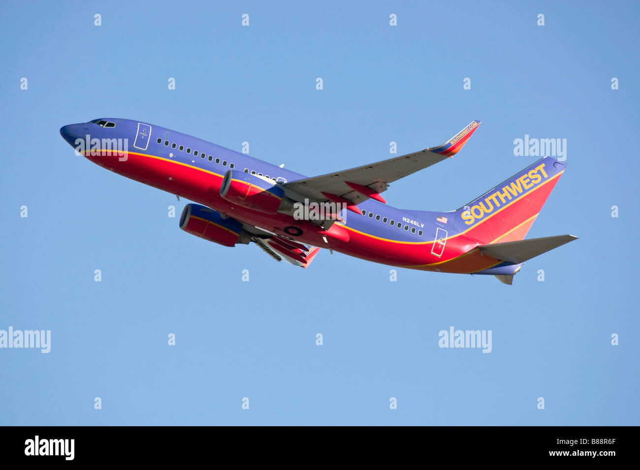 Eine Boeing B737 der Süd-West Airlines bei der Abreise Stockfoto