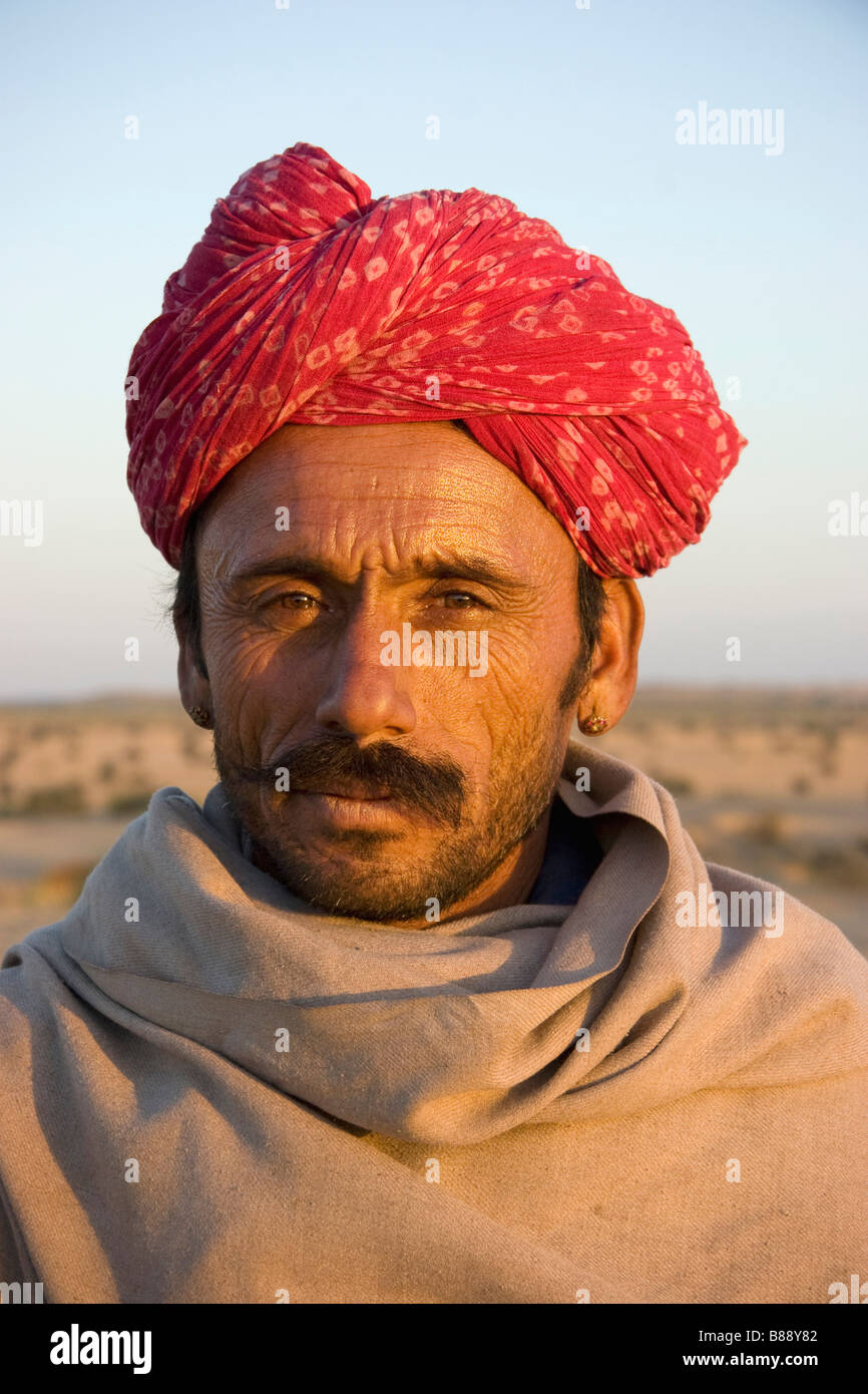 Indischen Mann mit Turban Khuri Wüste Rajasthan Indien Stockfoto