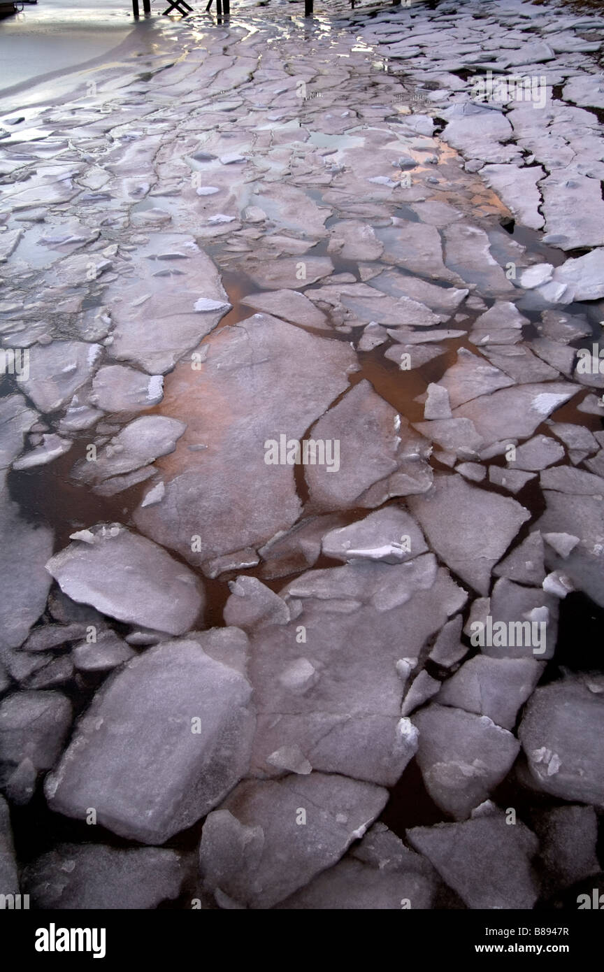 Gefrorene Hafen Eis Bergs Kristalle Seward Alaska Nordamerika Vereinigte Staaten von Amerika Stockfoto