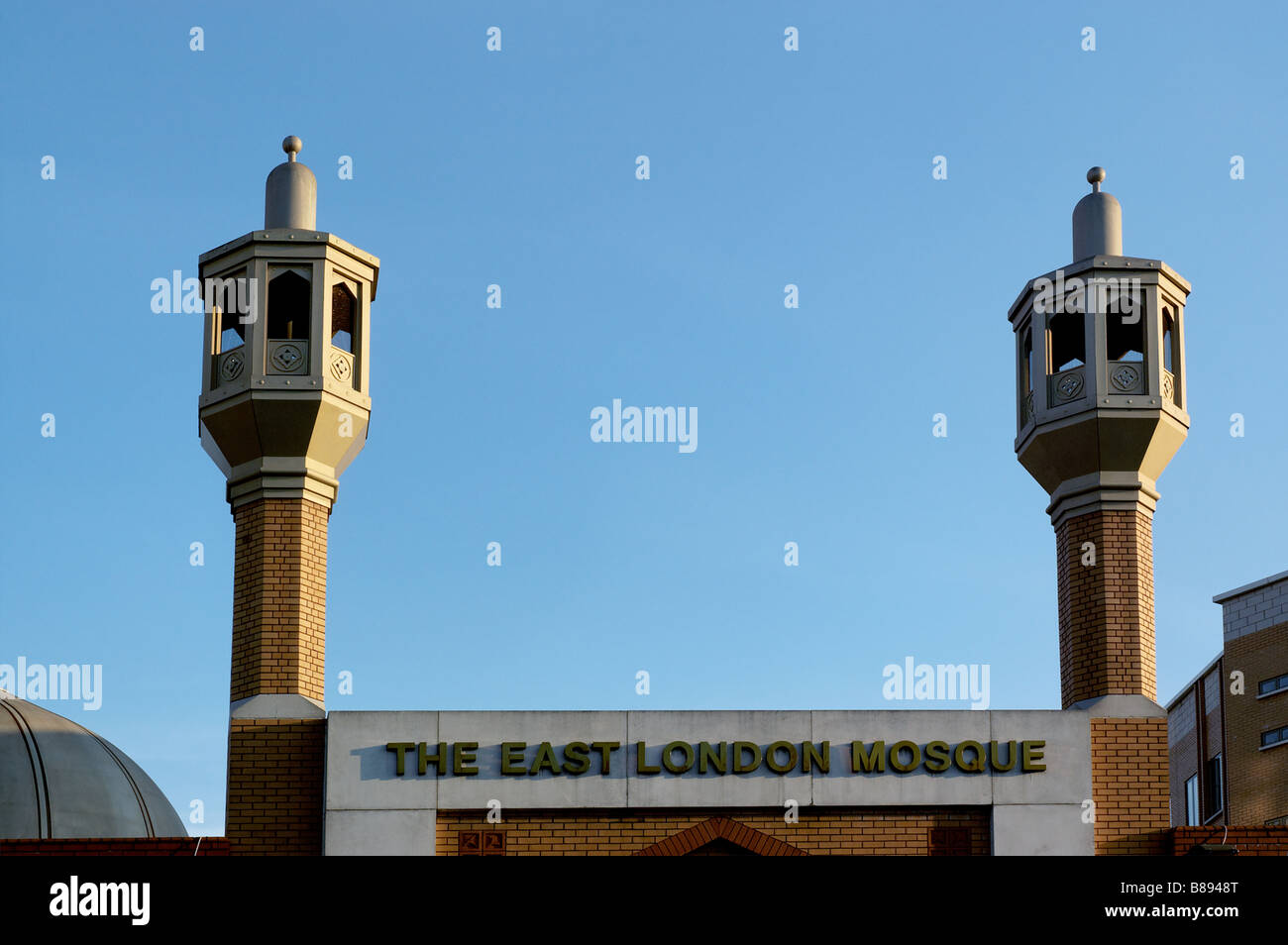 Die Minarette im Osten London Mosque Stockfoto