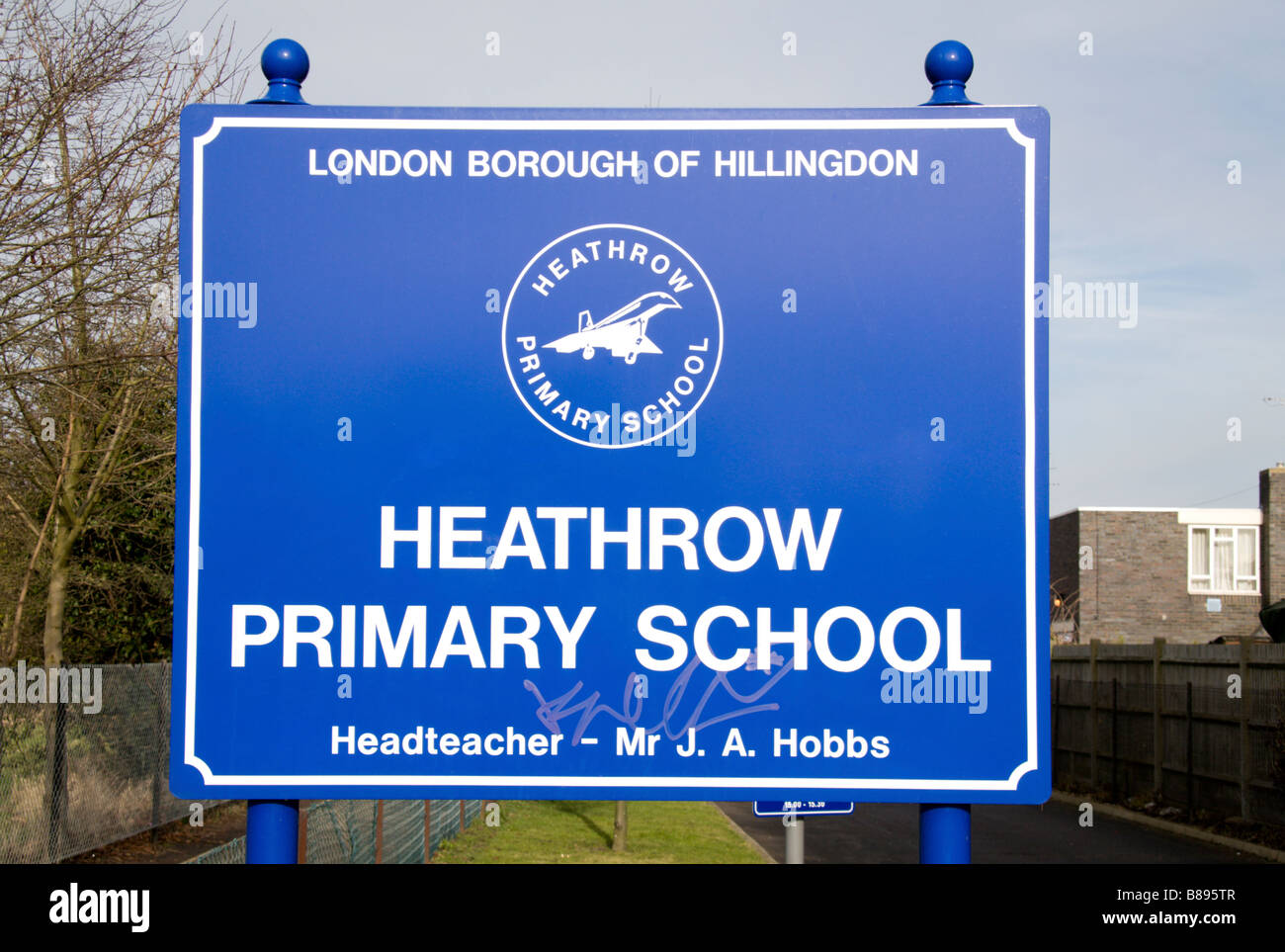 Der Heathrow-Grundschule, Sipson, die verschwindet, wenn Heathrows vorgeschlagene dritte Start-und Landebahn voran geht. Stockfoto