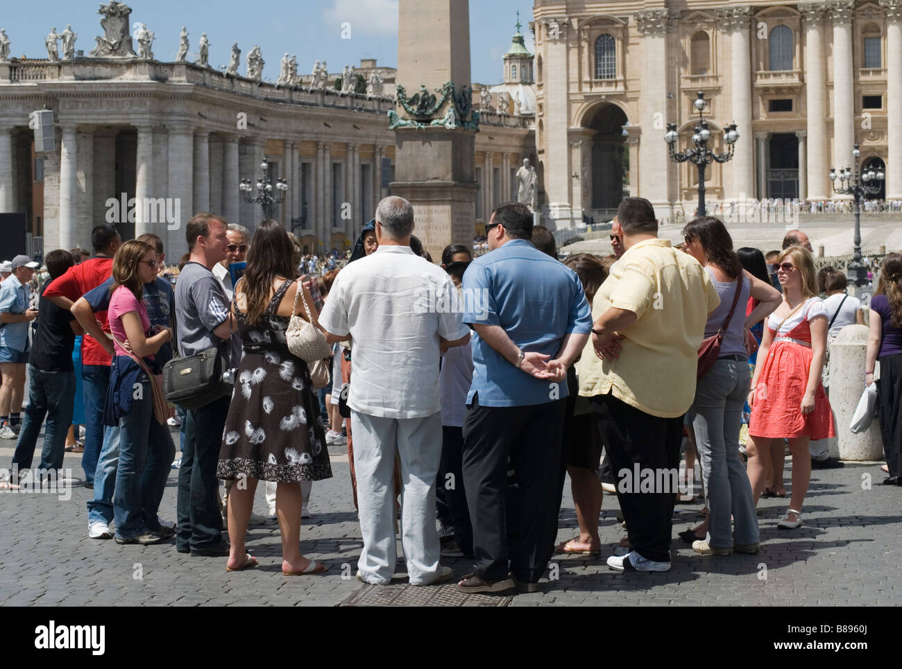 Reisegruppe bei St. Peter, Rom, Italien Stockfoto