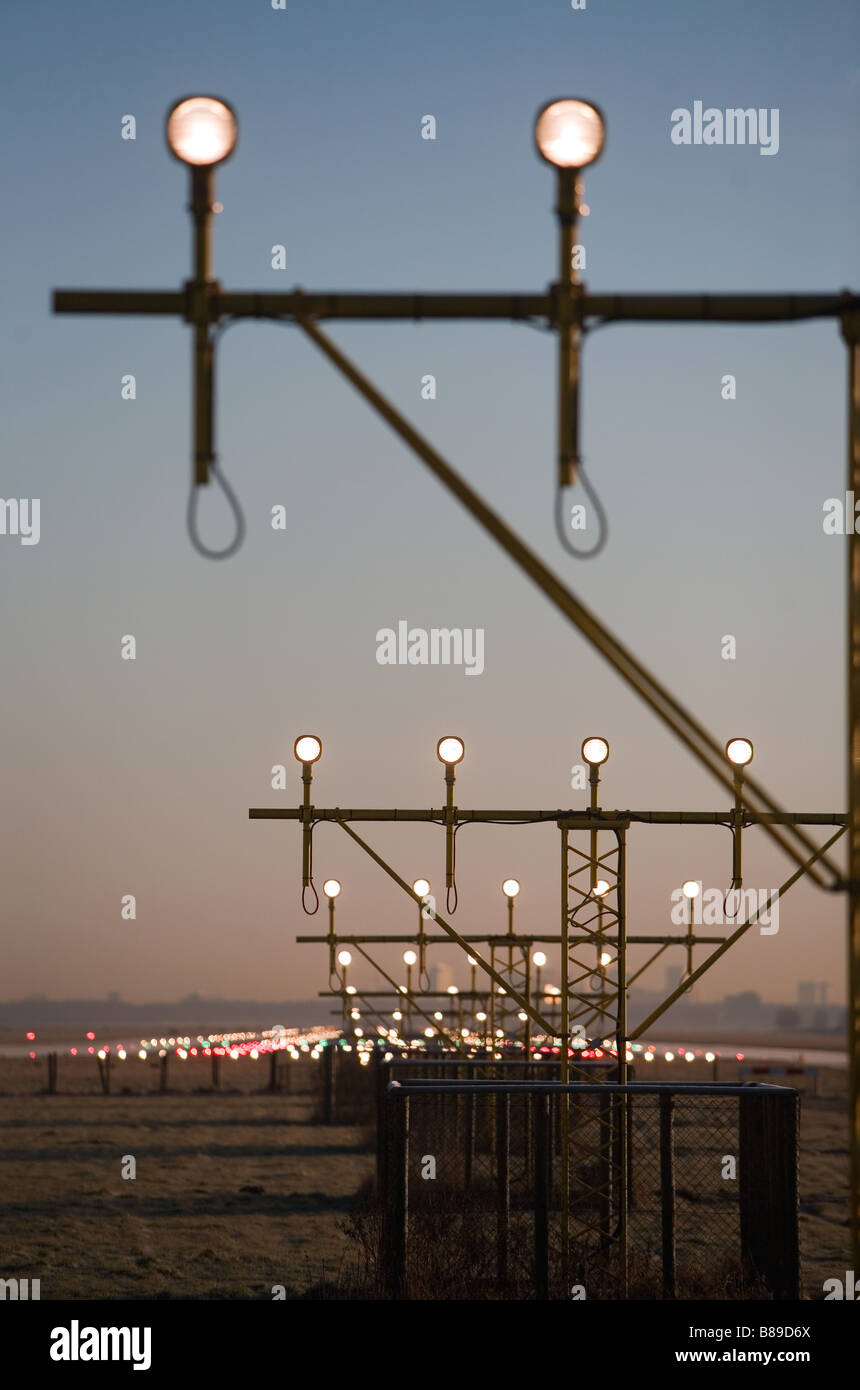 Start-und Landebahn Licht, Flughafen Amsterdam-schiphol Stockfoto