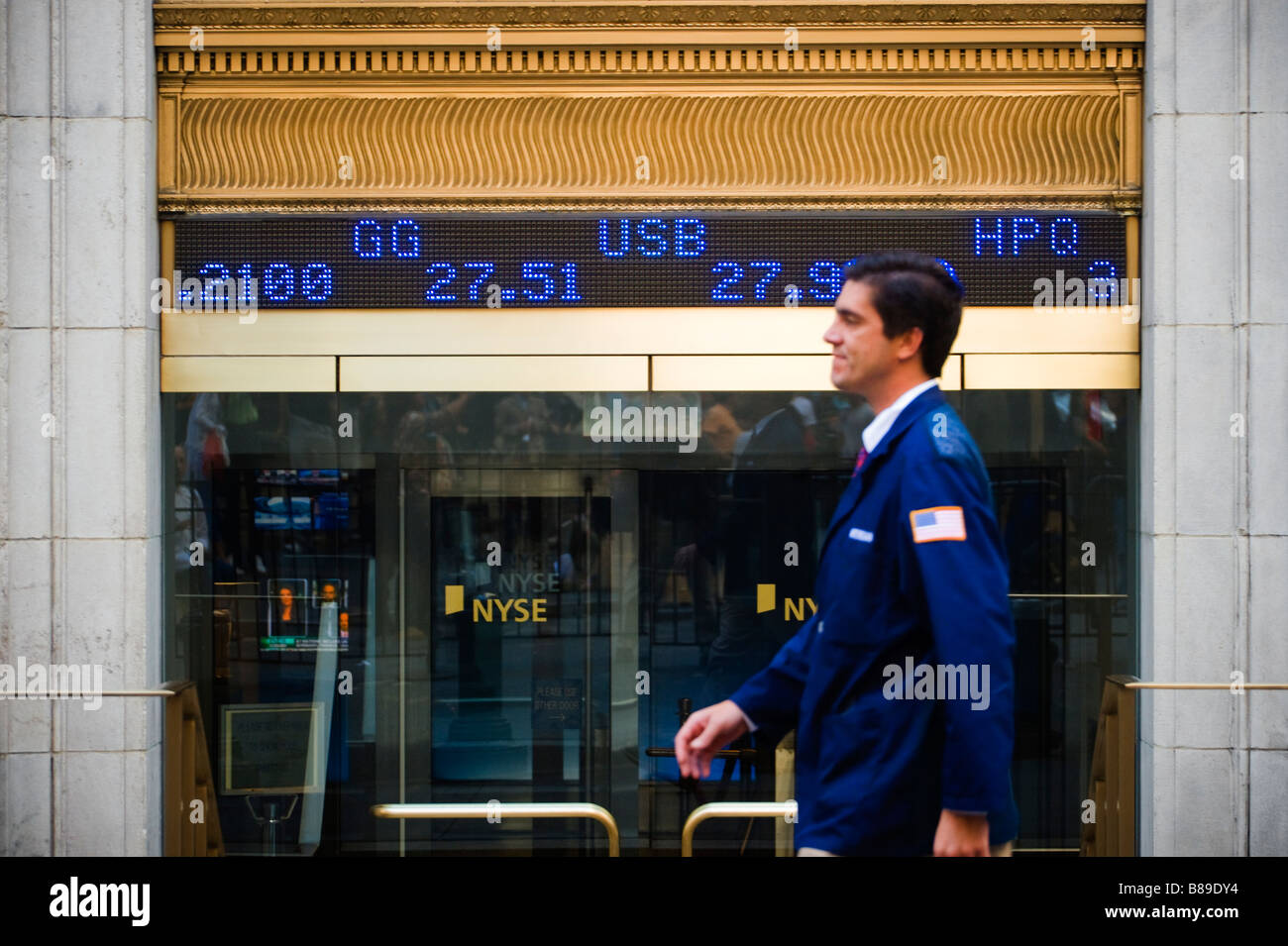 Eingang zur New Yorker Börse Stockfoto