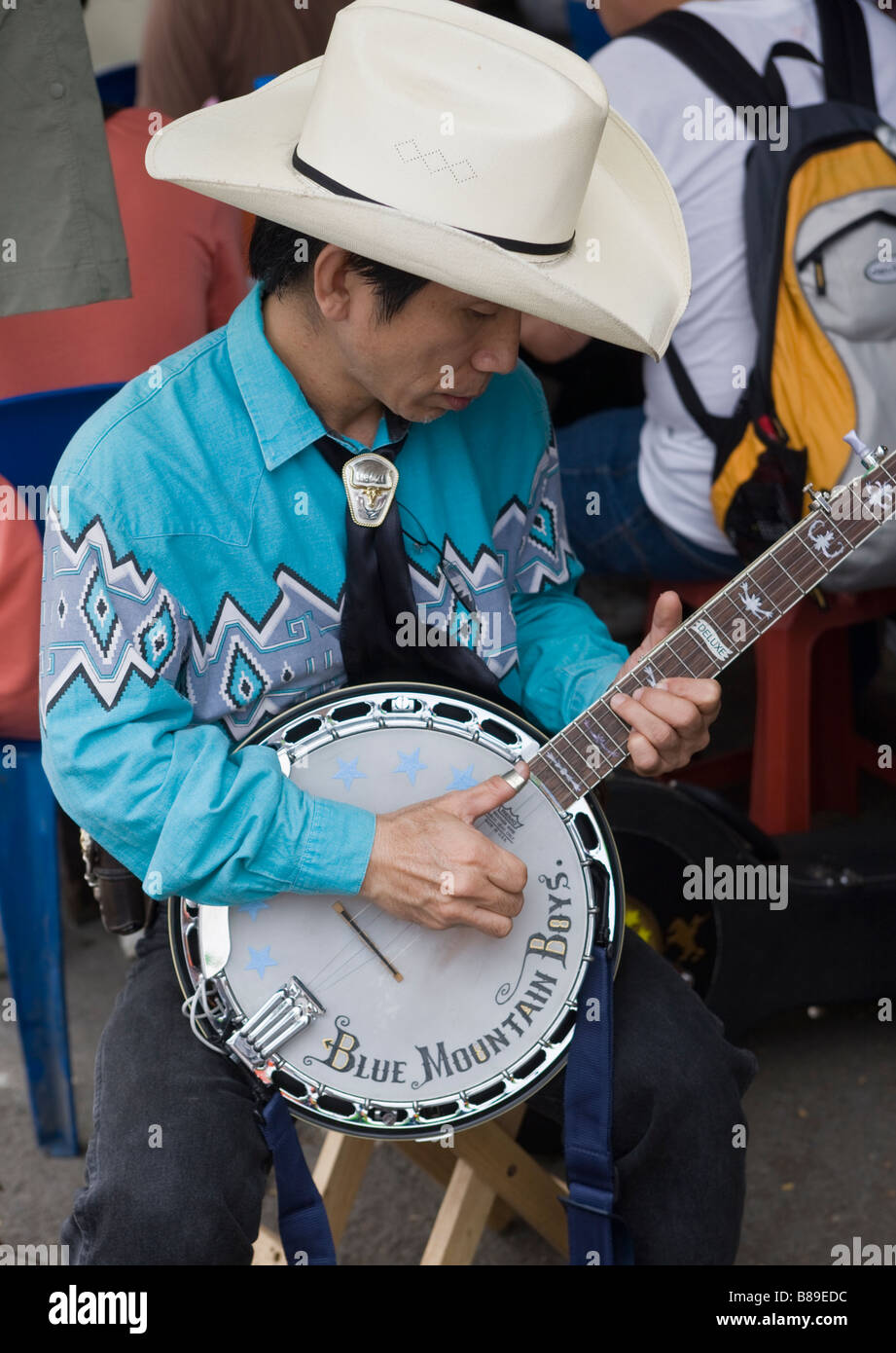 Banjo spielen Cowboy Chatuchak Weekend Market Bangkok Thailand Stockfoto
