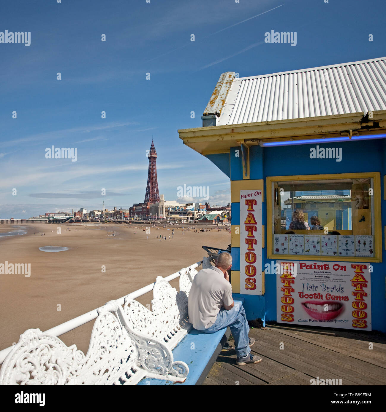 Blackpool angesehen vom Ende des Piers Stockfoto