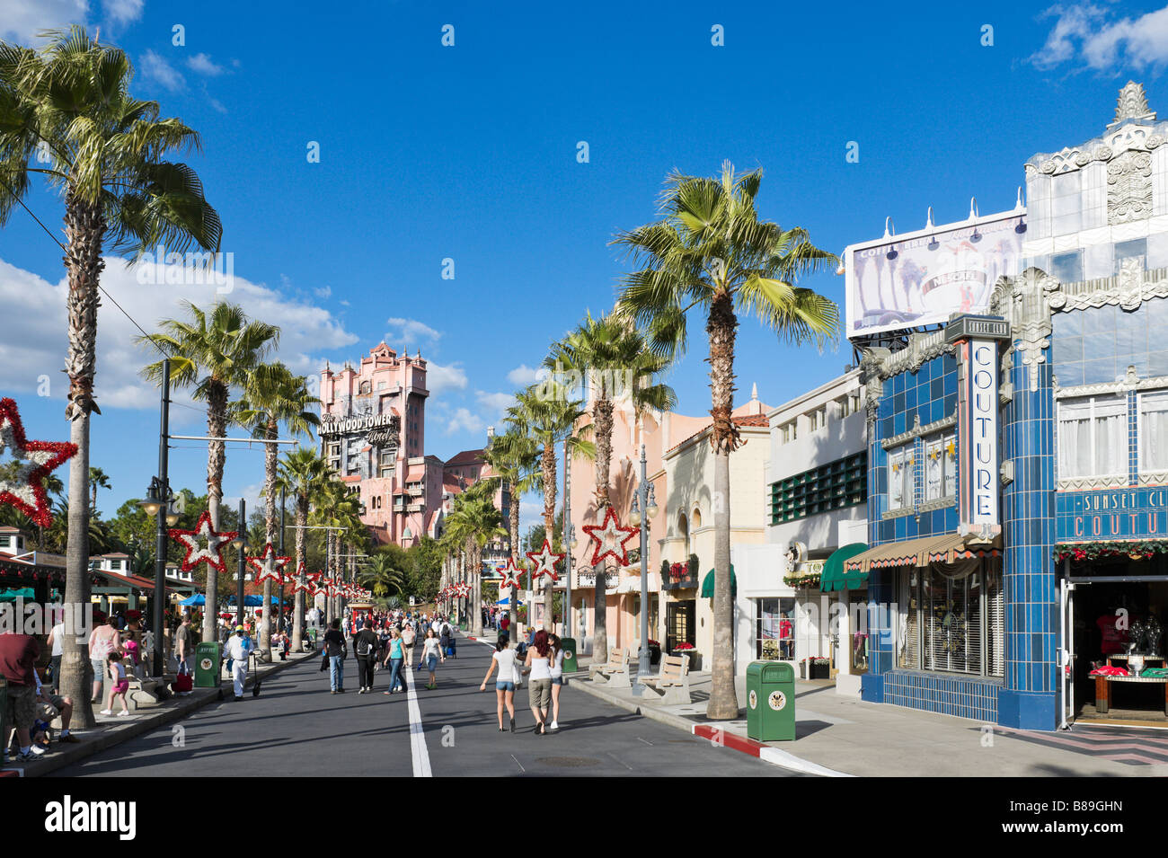 Der Sunset Boulevard mit Blick auf Twilight Zone Tower of Terror, Disney Hollywood Studios, Walt Disney World, Orlando, Florida Stockfoto