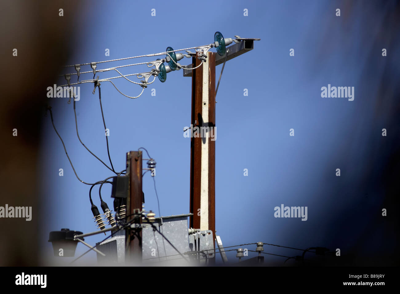 Elektrische Strommast Stockfoto