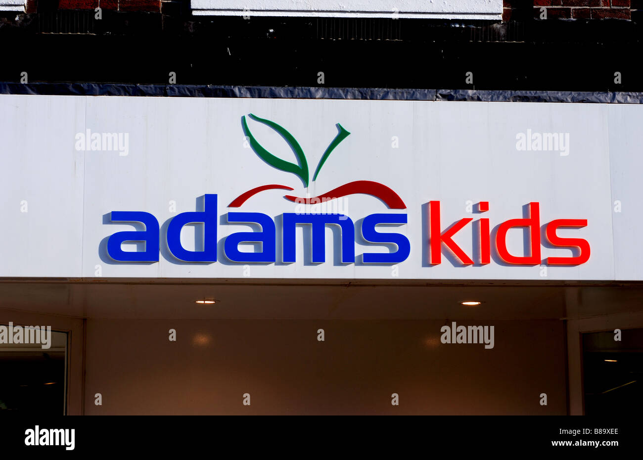 Adams Kinder Shop, Solihull, England, UK Stockfoto