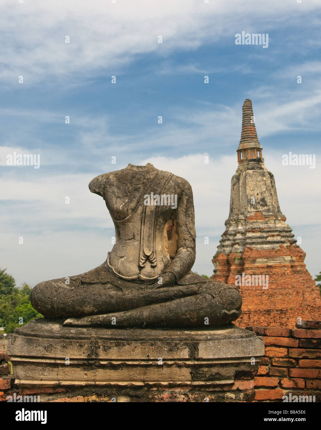 Buddhastatuen im Wat Wattanaram Ayutthaya Thailand Stockfoto