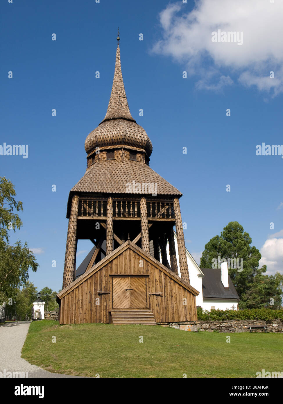 Die hölzernen Turm Froso Kyrka Stockfoto