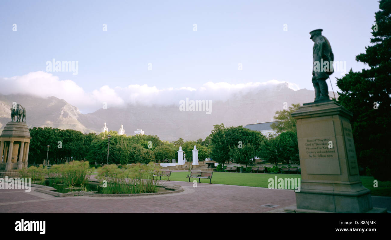 Die Company Gardens und den Tafelberg in Kapstadt in Südafrika in Afrika südlich der Sahara. Apartheid afrikanische Panoramablick Serenity kolonialen sunset Reisen Stockfoto