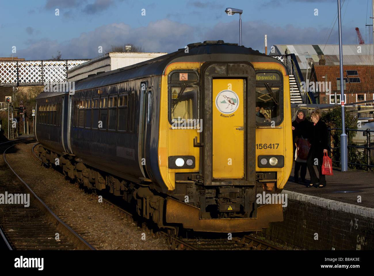 Lokaler Personenzug, Woodbridge, Suffolk, UK. Stockfoto