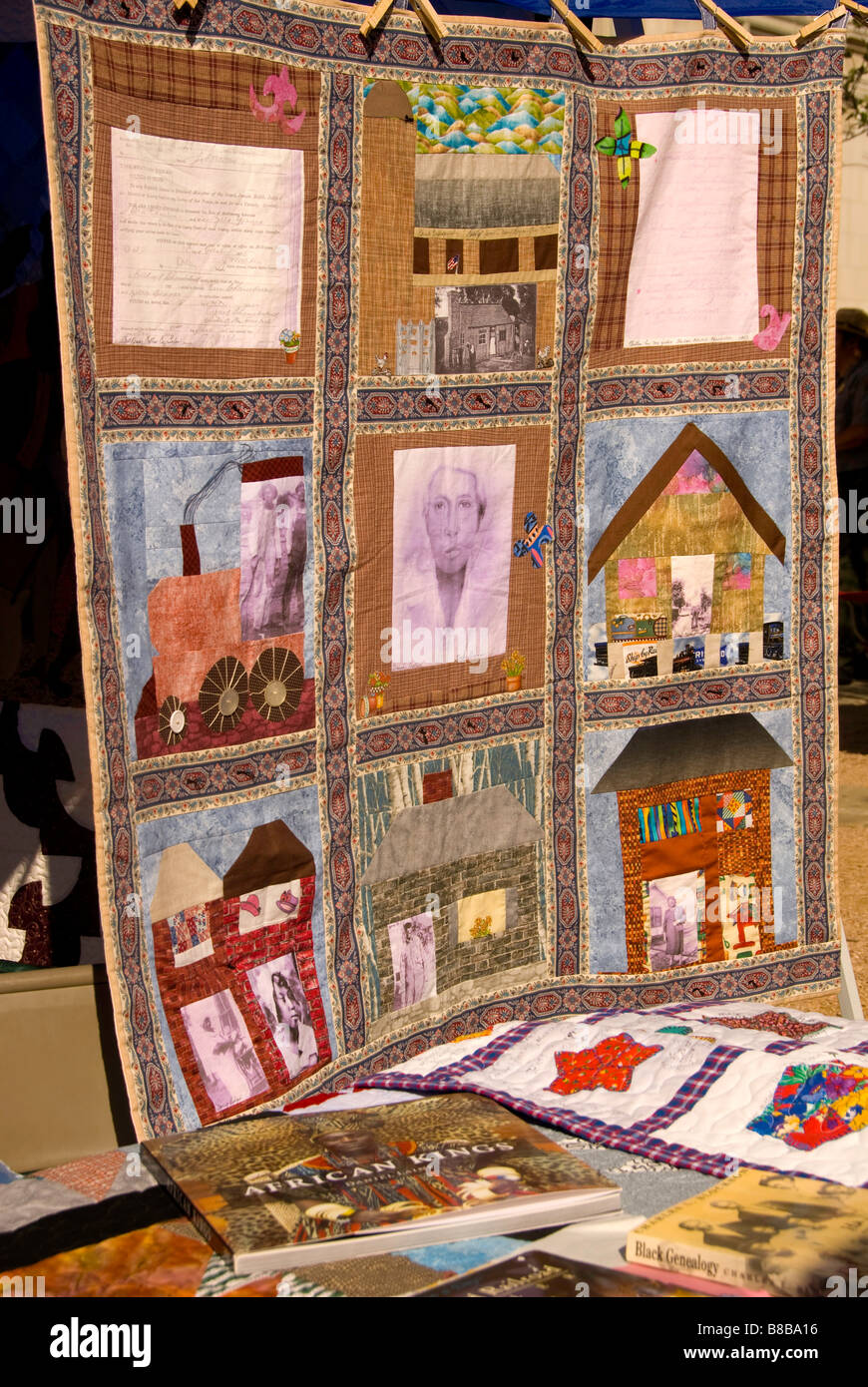 Native American Quilt San Antonio Texas Gründer Tag Feier San Fernando Kathedrale Plaza Stockfoto