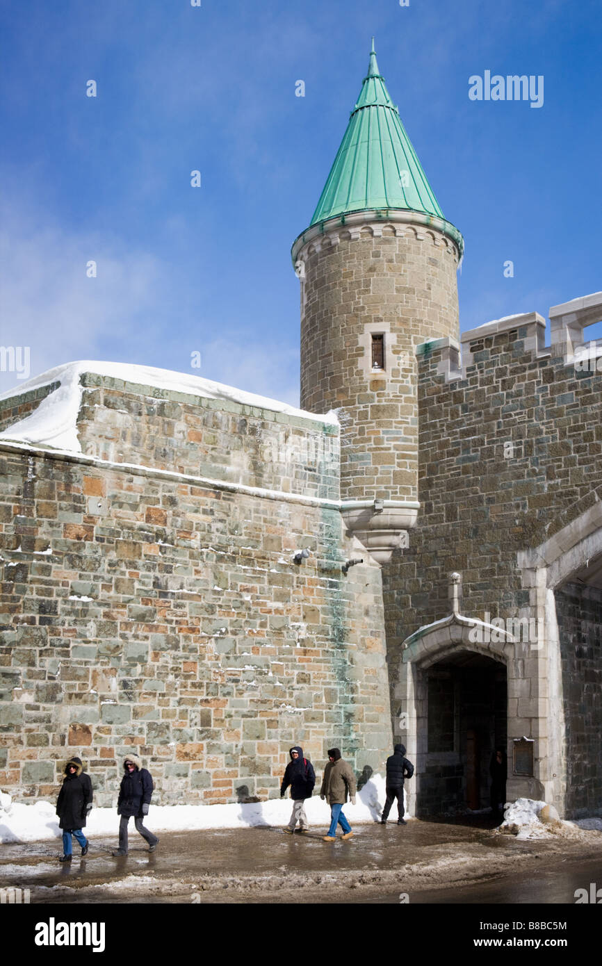 Porte Saint Jean Tor in der ummauerten Altstadt Quebec City Stockfoto