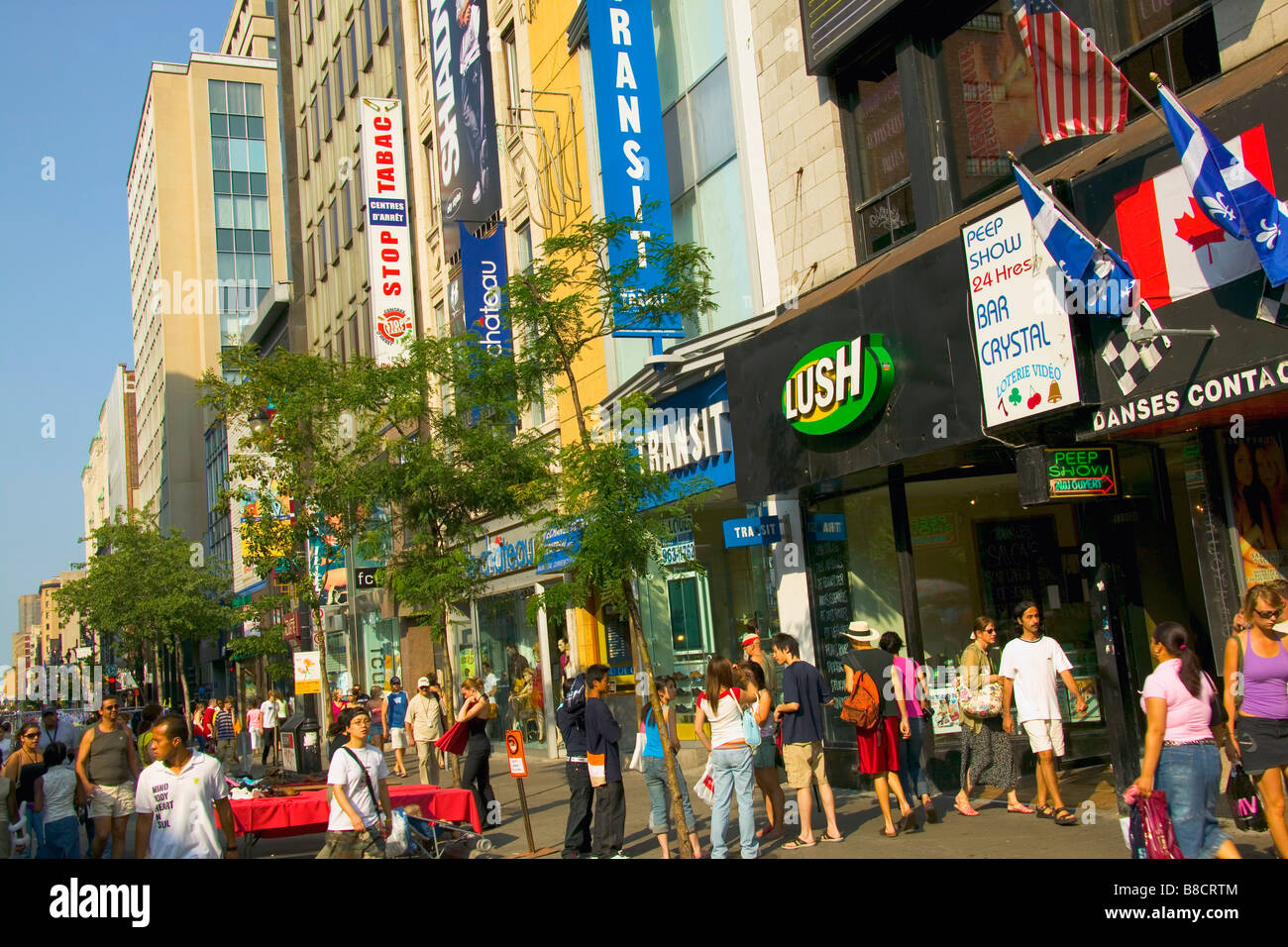 St Catherine Street Montreal Quebec Stockfotografie Alamy
