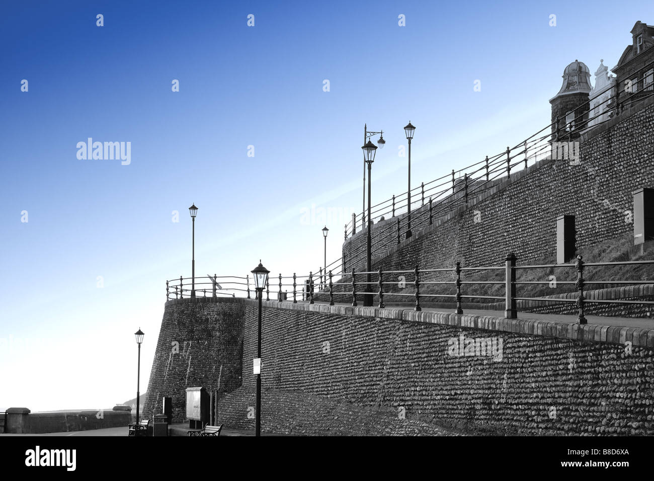 Cromer Pier in mitten im Winter, Norfolk, Großbritannien Stockfoto