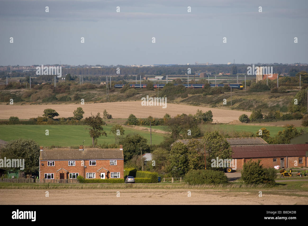 National Express 225 Hochgeschwindigkeits-Zug durch die englische Landschaft an der East Coast Main Line england Stockfoto