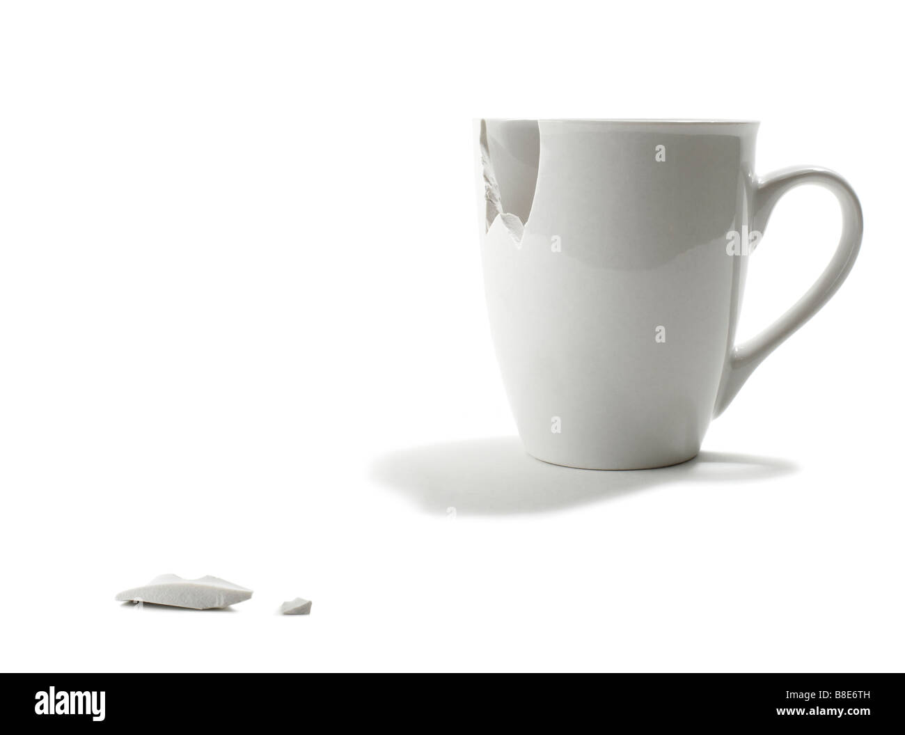 Zerbrochene Kaffeetasse Stockfoto