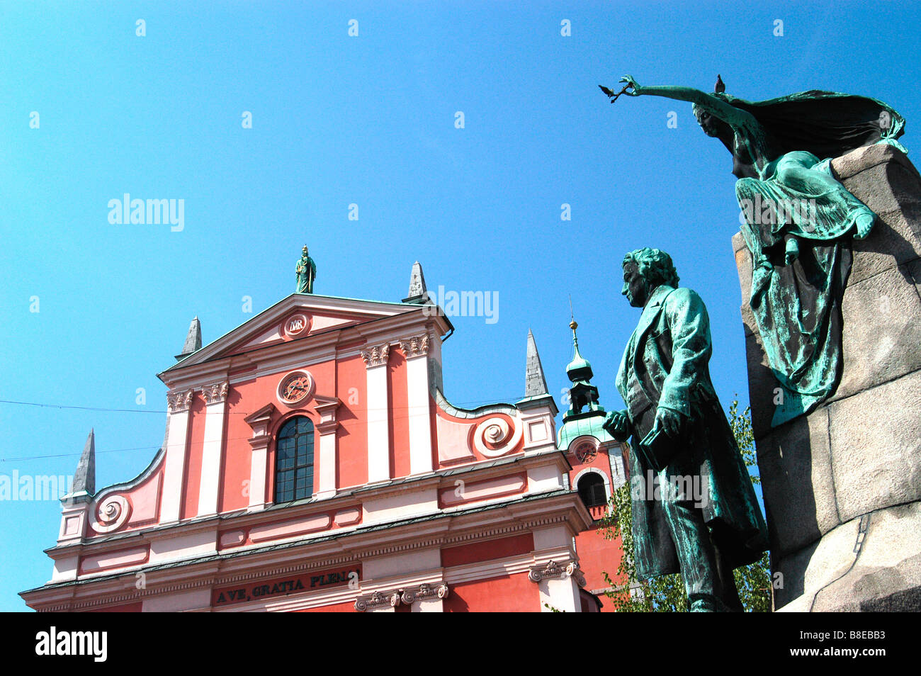 Kirche und Skulpturen, Stadt Ljubljana Slowenien Stockfoto