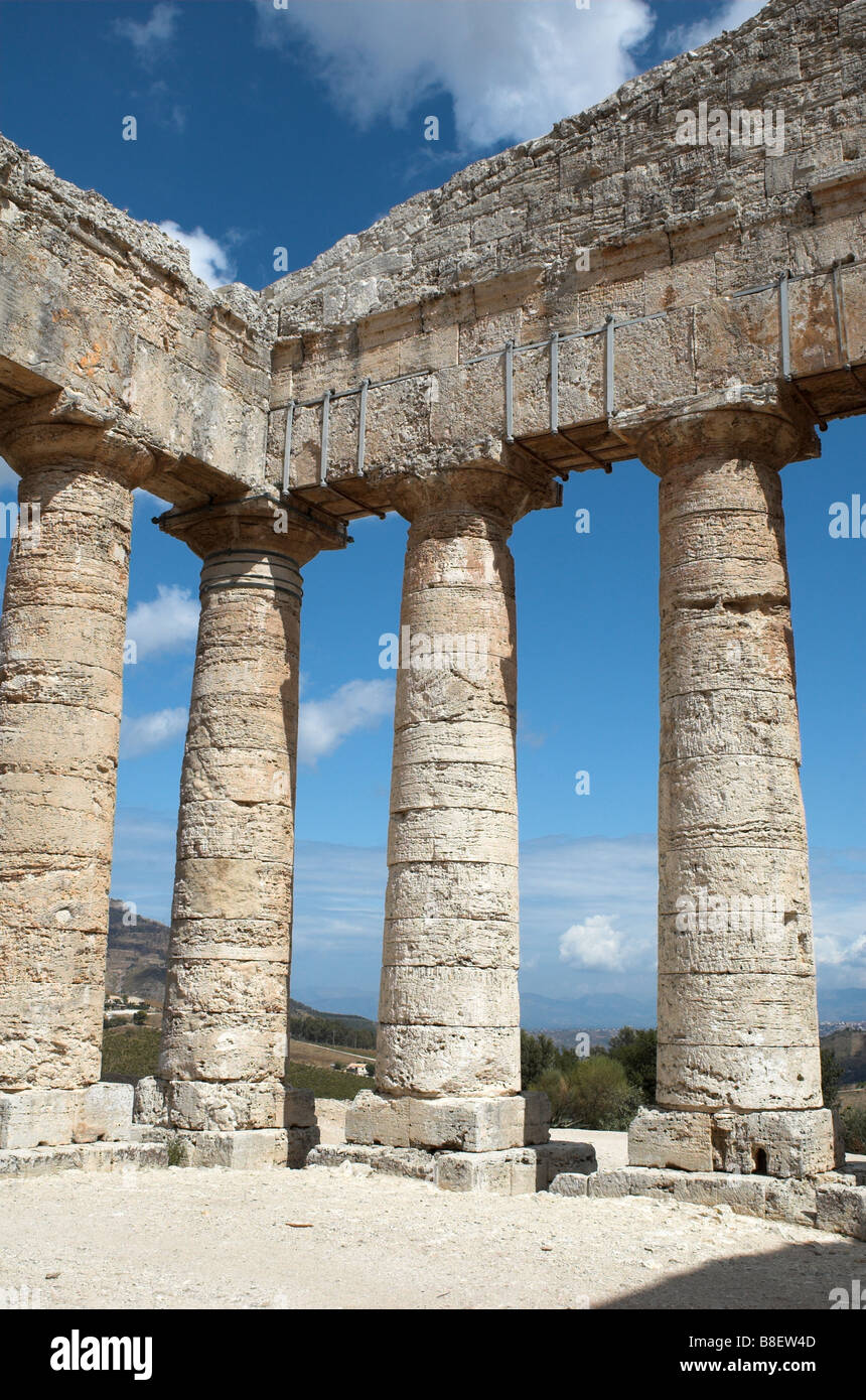 Alte Dorick Tempel Segesta in Sizilien in der Nähe von Tripani Italien Stockfoto