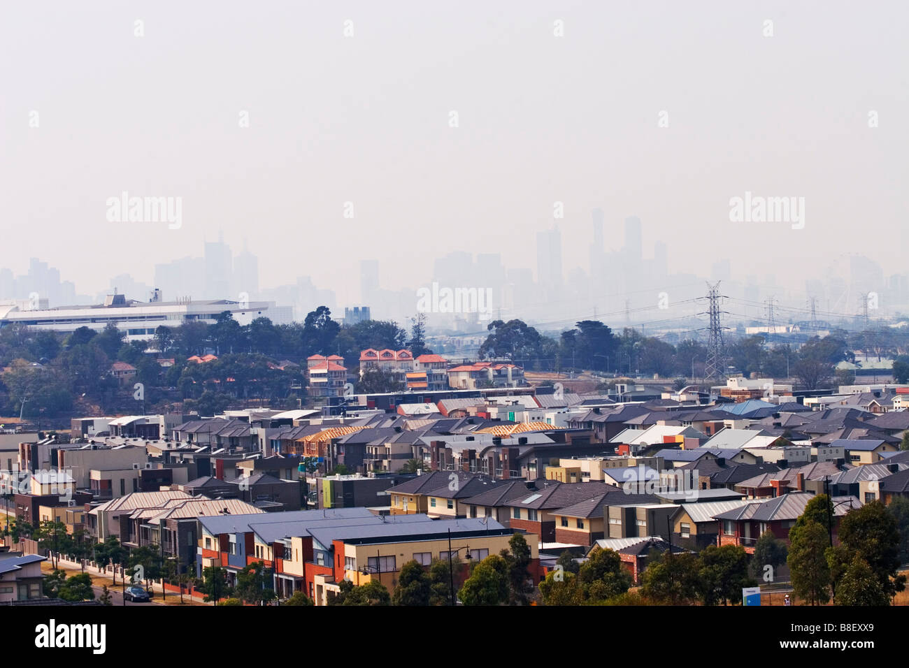 Die Luftverschmutzung / Rauch Nebel deckt die Skyline von Melbourne. Melbourne Victoria Australien. Stockfoto