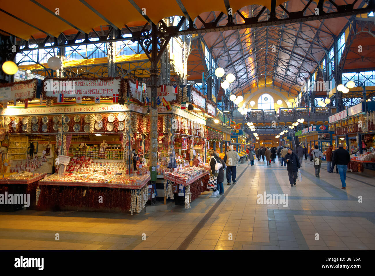 Große Markthalle oder zentrale Markthalle, Markthalle I Innenraum, Budapest Stockfoto
