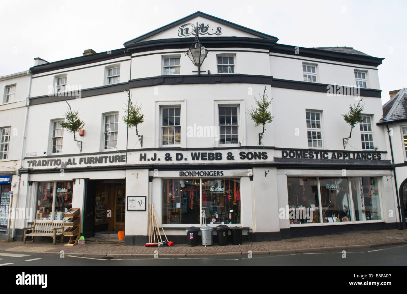 Außenseite des Webbs Kaufhaus in Crickhowell Powys Wales UK Stockfoto