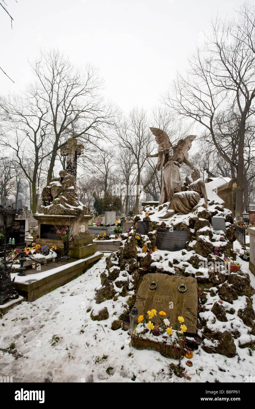 Grabsteinen Rakowicki-Friedhof. Krakau, Polen Stockfoto