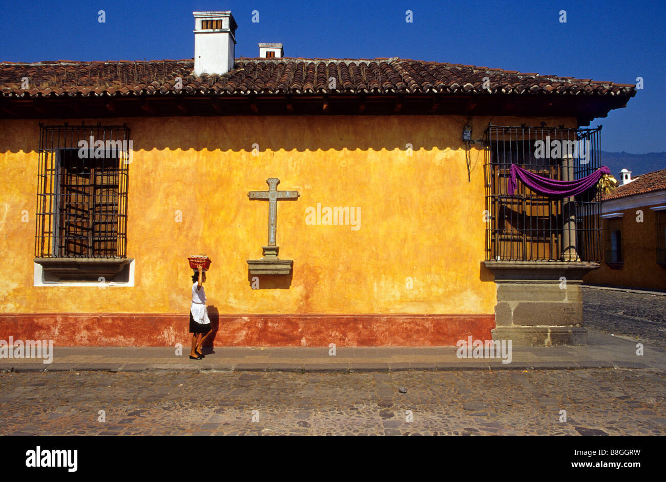 Spanische Kolonialarchitektur in den Straßen von Antigua Guatemala Sacatepéquez Region Guatemala Stockfoto