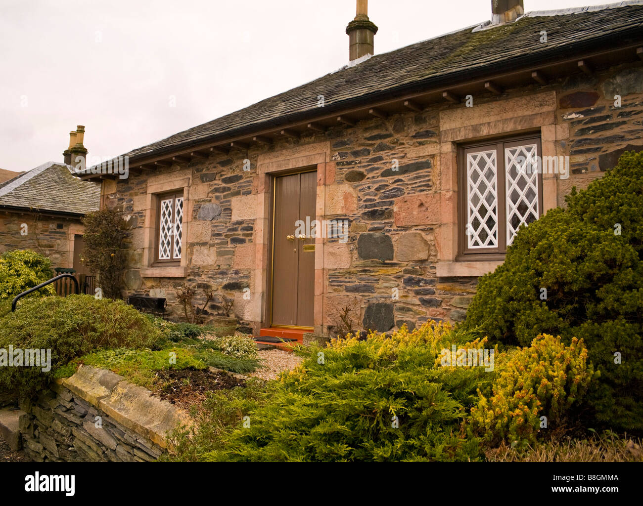 Schottisches Landhaus am Loch Lomond Seite Stockfoto