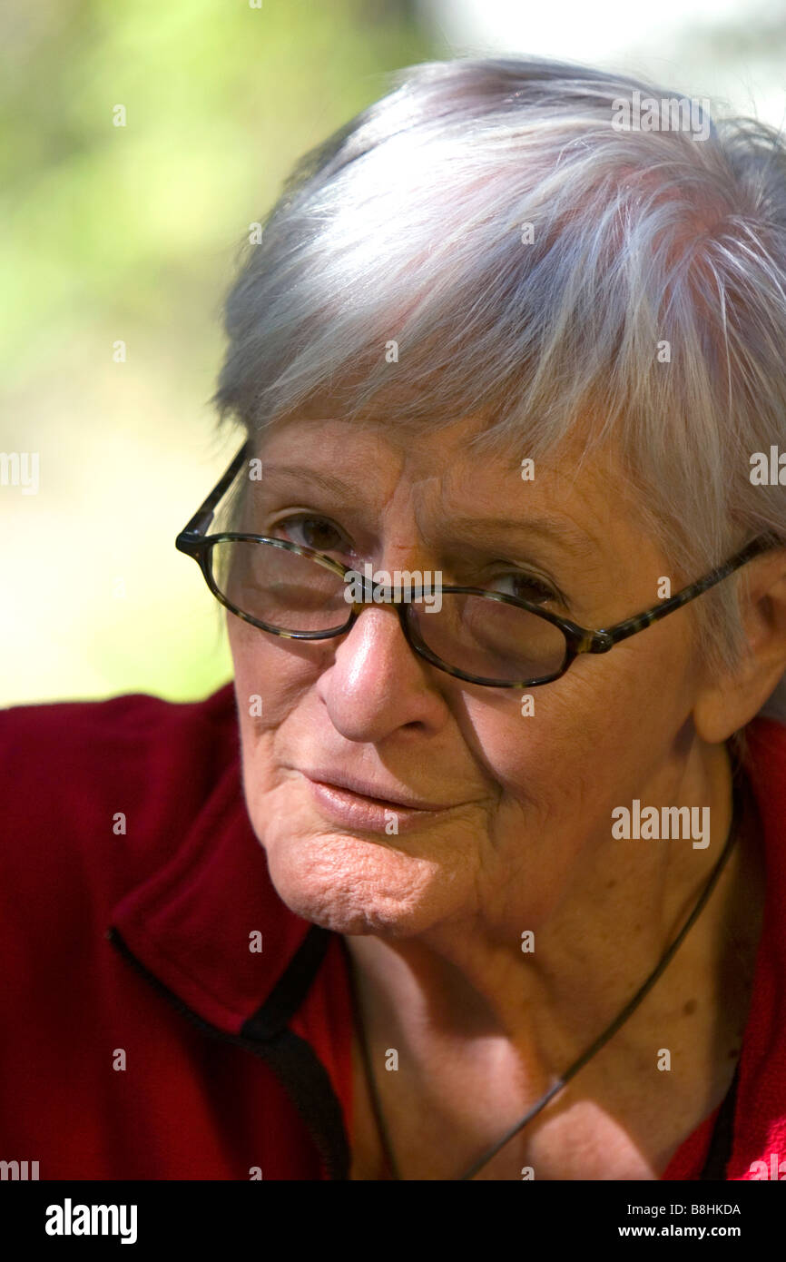 Amerikanische Folk-Sängerin Songwriterin Sorrels Rosalie bei ihr zu Hause in der Nähe von Boise, Idaho Stockfoto