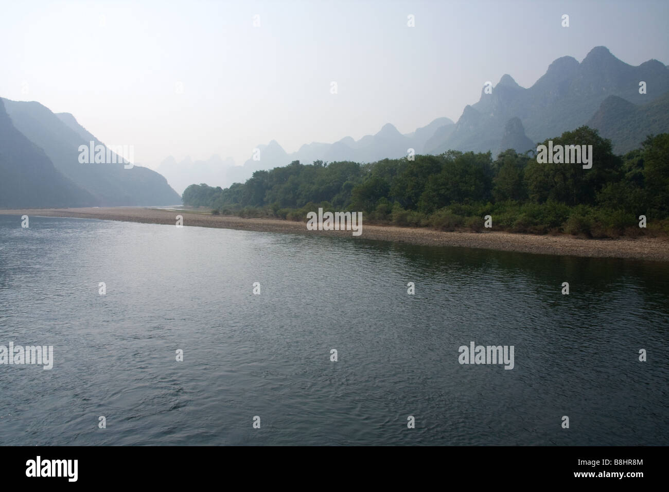 Herrliche Sicht auf dem Li-Fluss bei Guilin China Stockfoto