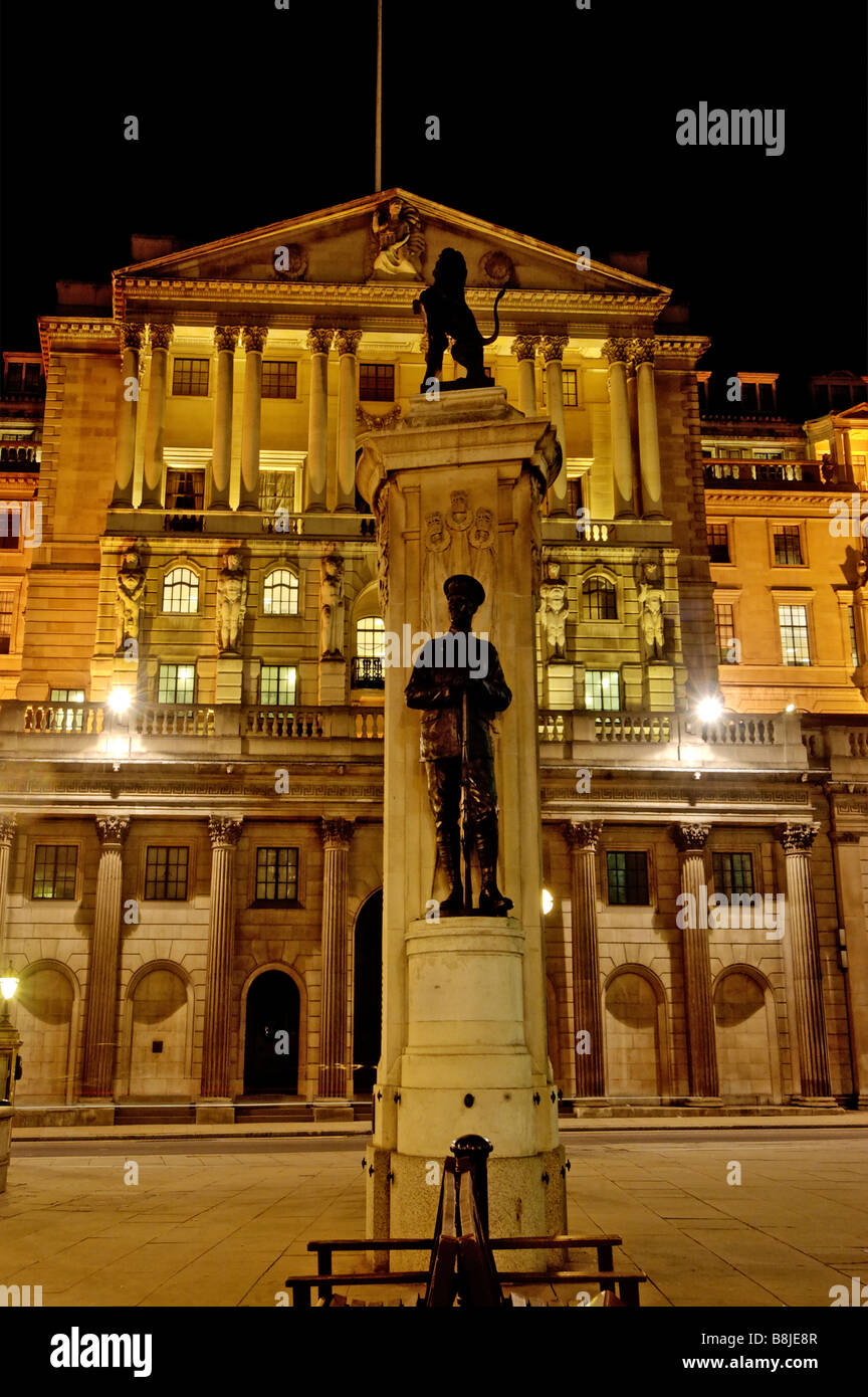 Die Royal Exchange in der Nacht Stockfoto
