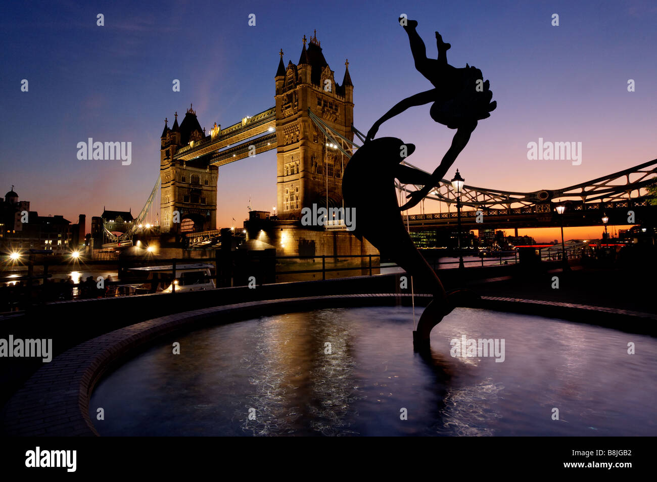 Tower Bridge bei Nacht Stockfoto