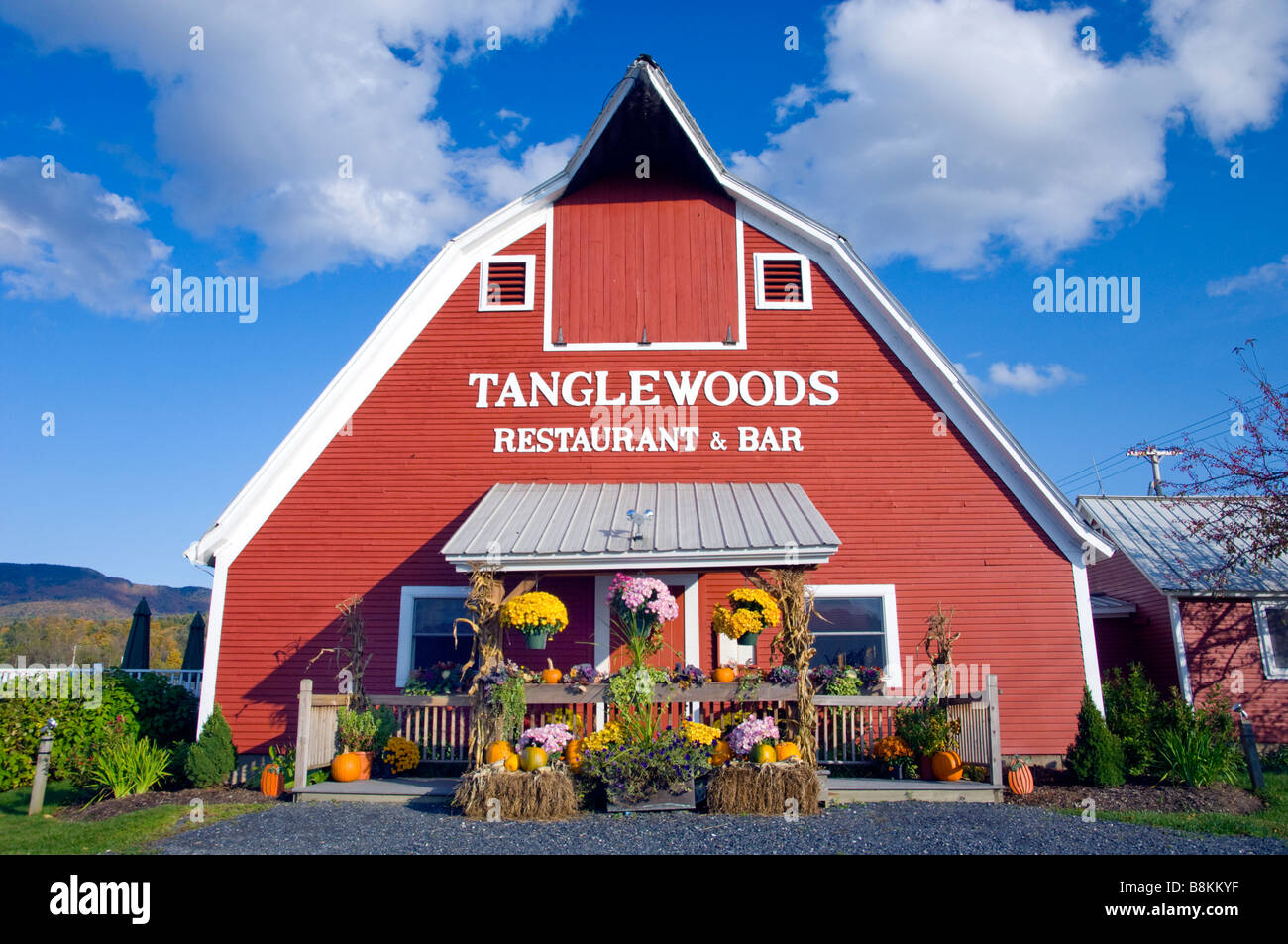 Tanglewoods Restaurant und Bar in einem roten Scheune in Waterbury, Vermont, USA, Amerika Stockfoto