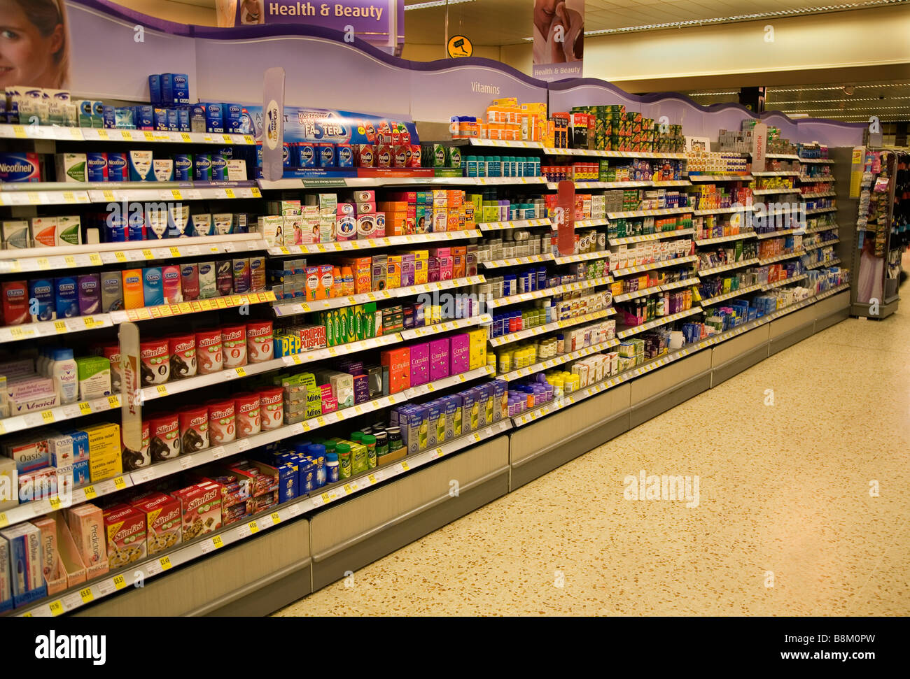 Supermarkt Gesundheit Produkte anzeigen Stockfoto