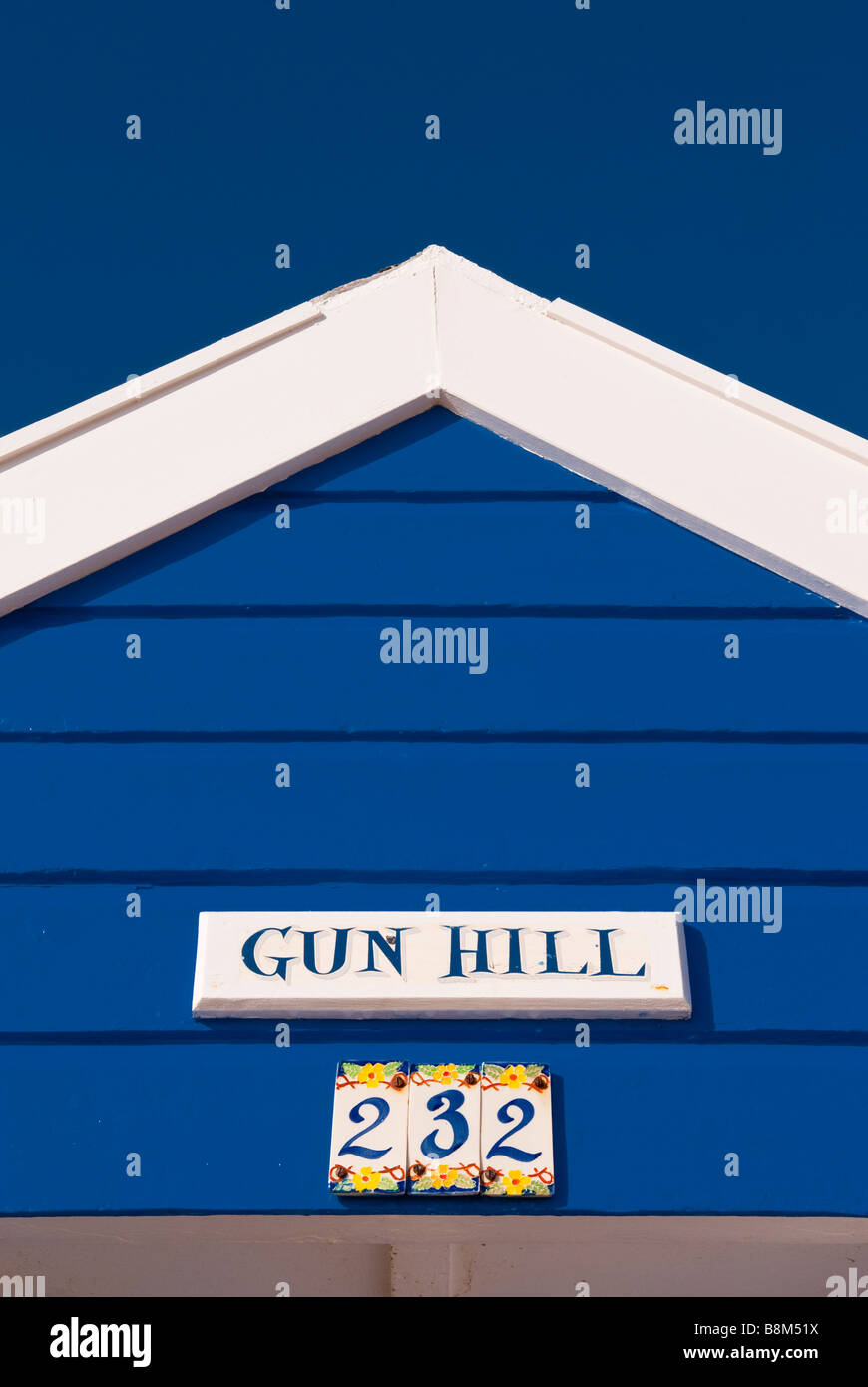 Eine Strandhütte namens Gun Hill in Southwold, Suffolk, Uk Stockfoto