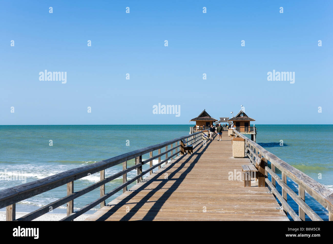 Pier in Naples Beach, Golfküste, Florida, USA Stockfoto