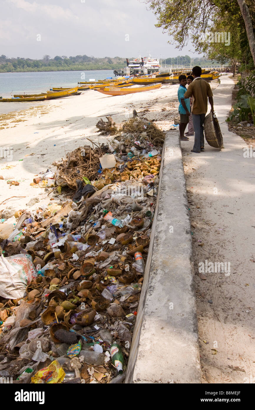 Indien-Andamanen und Nikobaren Havelock Insel Nummer 1 Strand Müllkippe Stockfoto